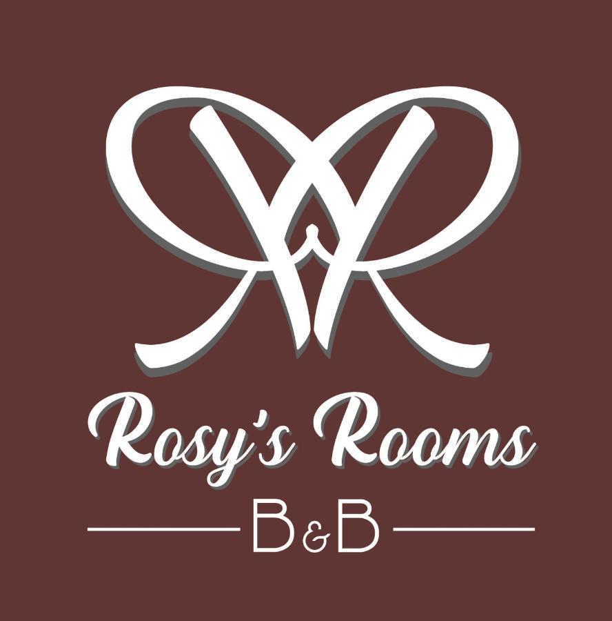 Rosy'S Rooms Patrica エクステリア 写真